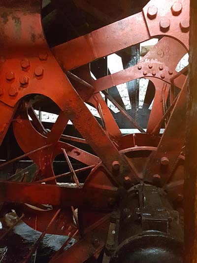 paddle-wheel-bolts