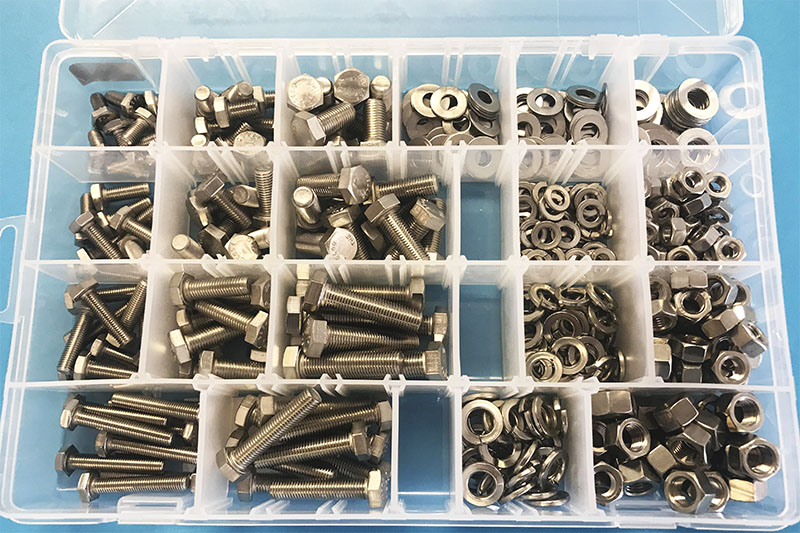 Assorted Stainless Steel Nuts and Bolts Screws & Washers Assorted Box 795 pcs M6 